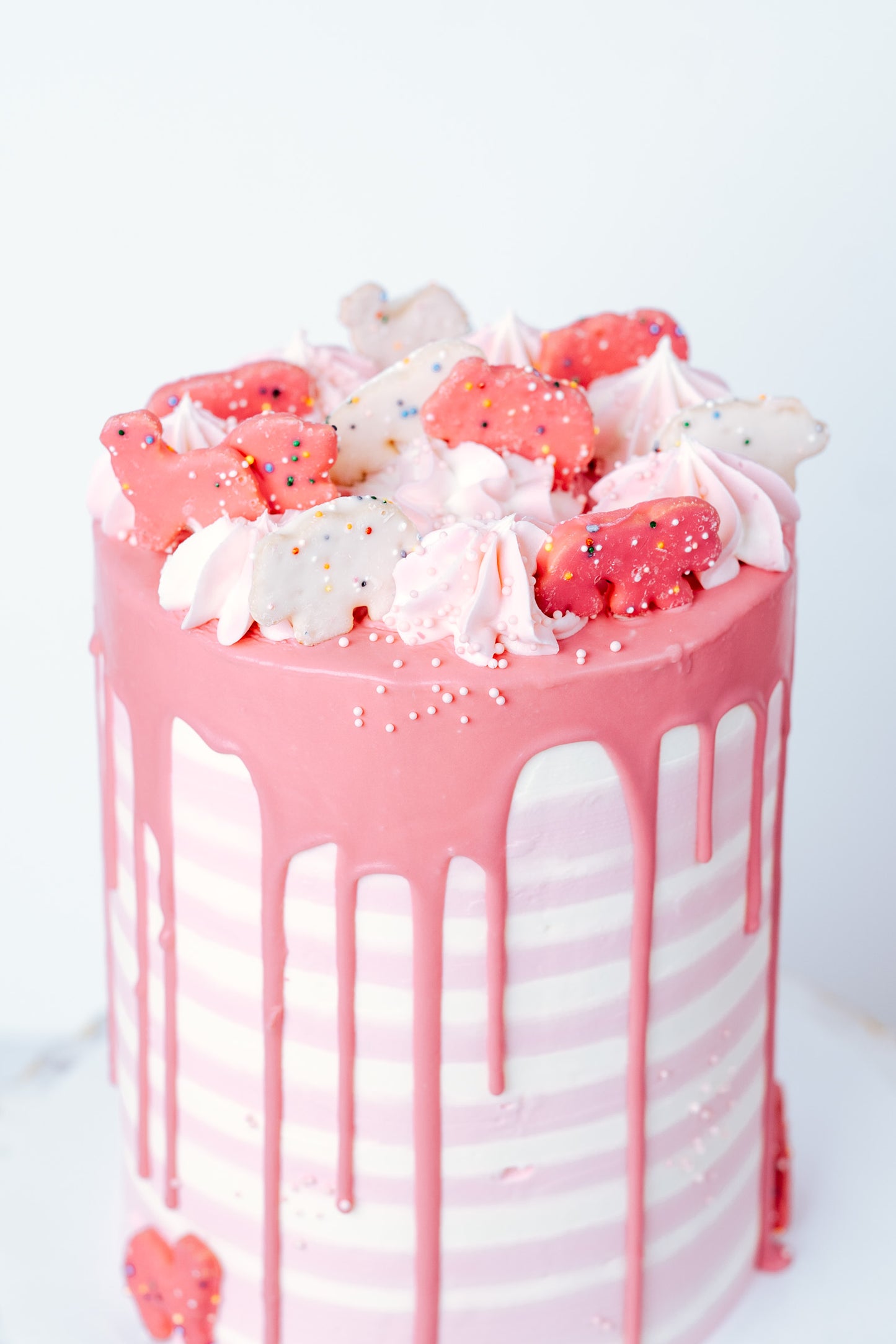 Frosted Animal Cracker Cake