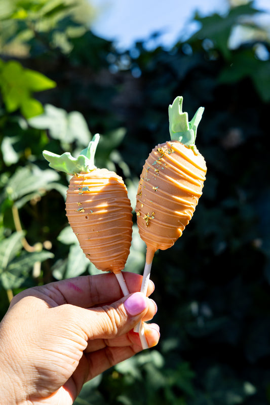 Carrot cake pops 🥕