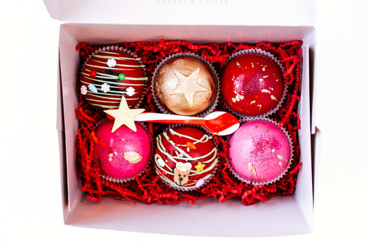 Holiday cocoa bombs